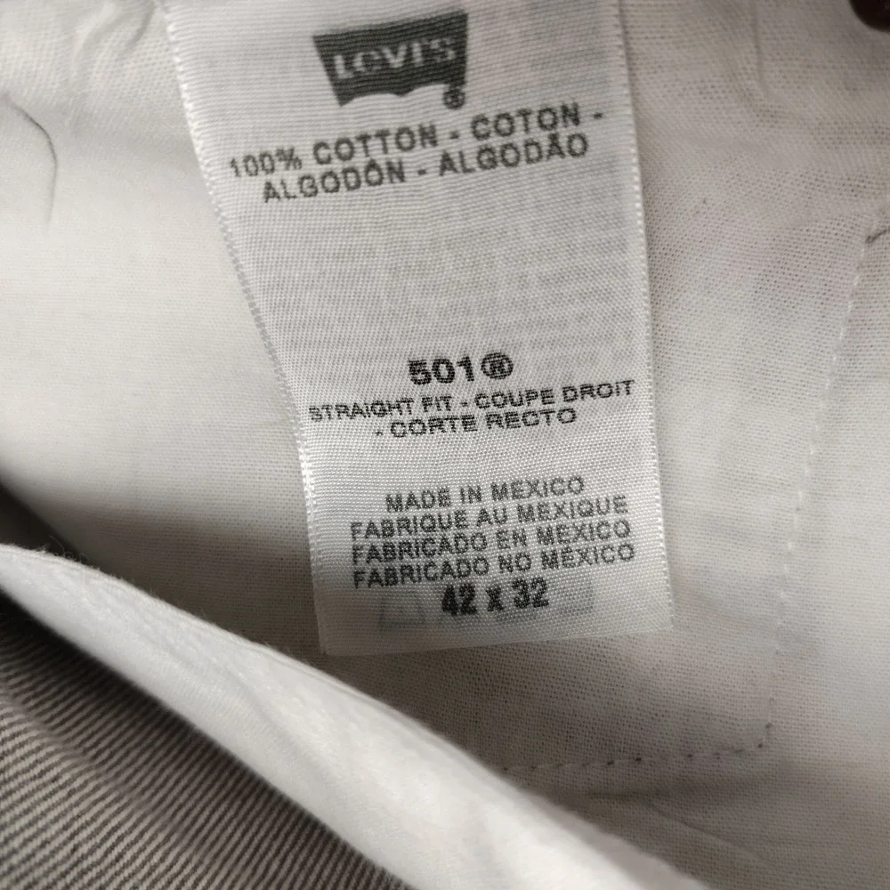 Levis 501 Grey Denim Jeans Mens 42x32 Straight Leg Cotton Western Rodeo Workwear